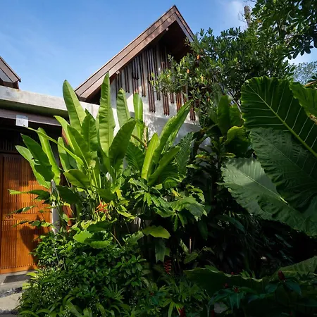 Langit Pitu Villas